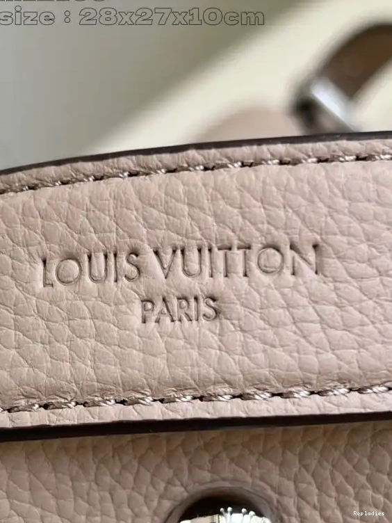 Cheap VUITTON LOUIS Flore-28*27*10CM 0515